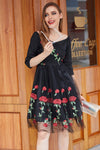 Vestido Vintage Negro Con Bordado De Rosas