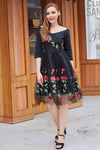 Vestido Vintage Negro Con Bordado De Rosas