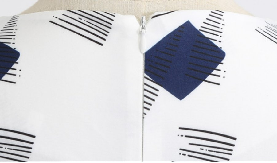 Vestido Años 50 Con Estampados Modernos