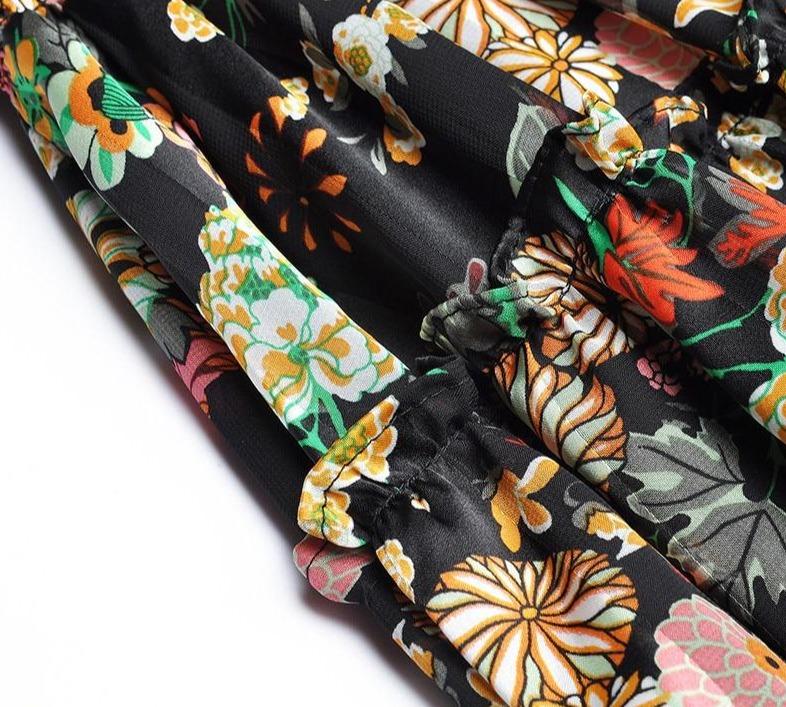 Vestido Floral Negro De Cintura Alta De Los Años 40