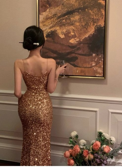 Vestido Caqui Ajustado Vintage De Los Años 40